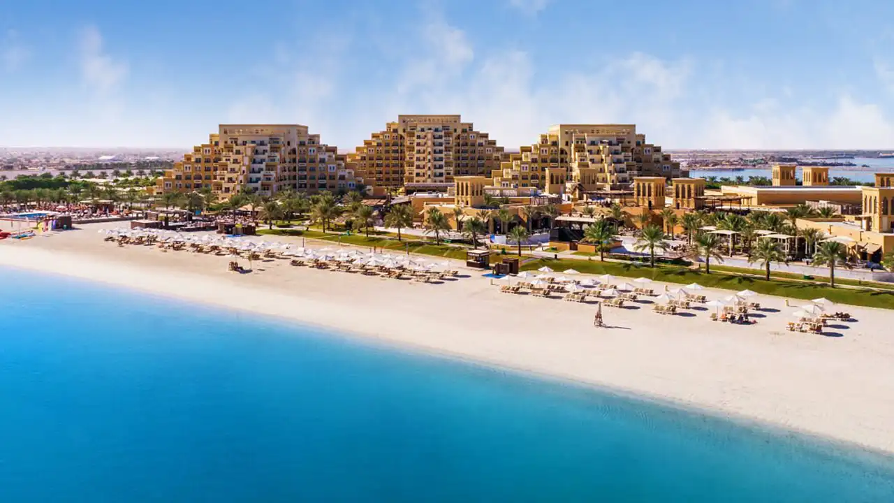 Experience luxury at the hotels in Ras Al Khaimah, United Arab Emirates. As one of the largest emirates in the country, Ras Al Khaimah hosts numerous hotels and resorts that open their doors to all guests to enjoy their holiday and have a wonderful time.