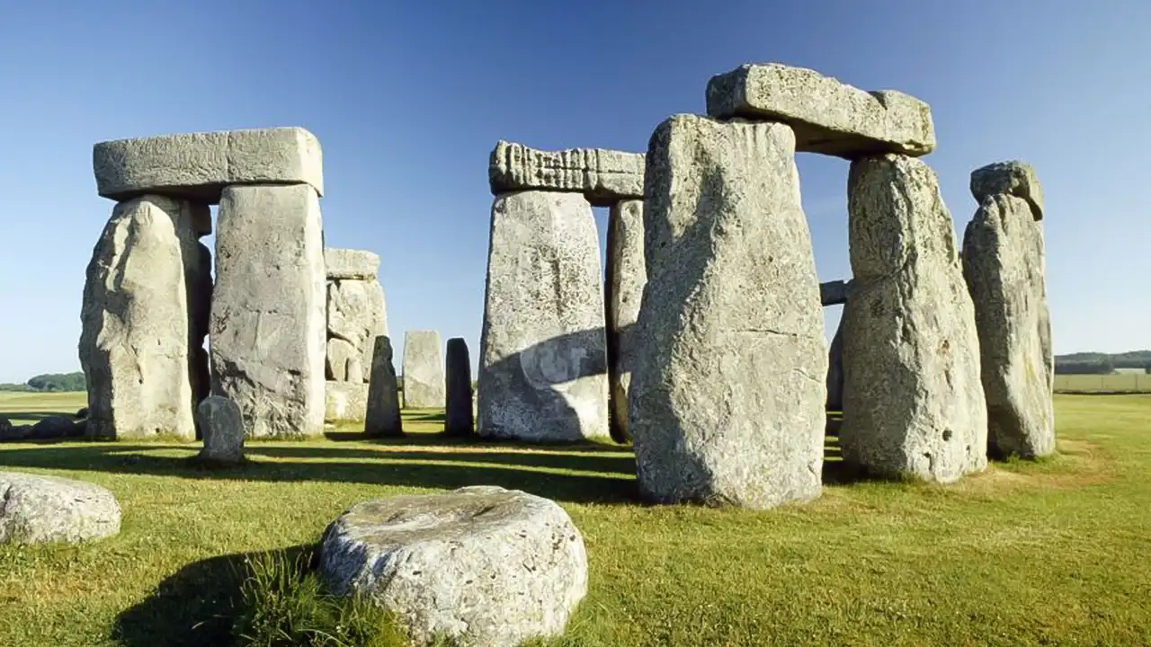 Stonehenge, Windsor And Salisbury Tour