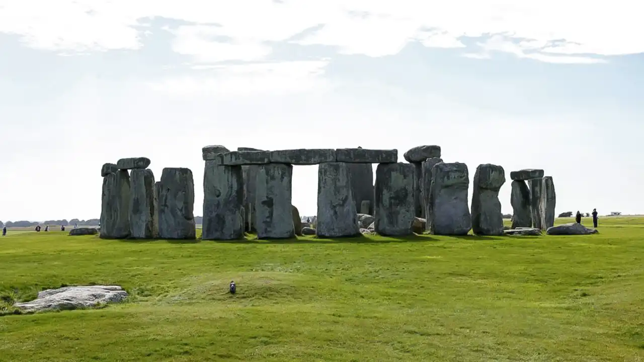 Windsor castle, oxford and stonehenge