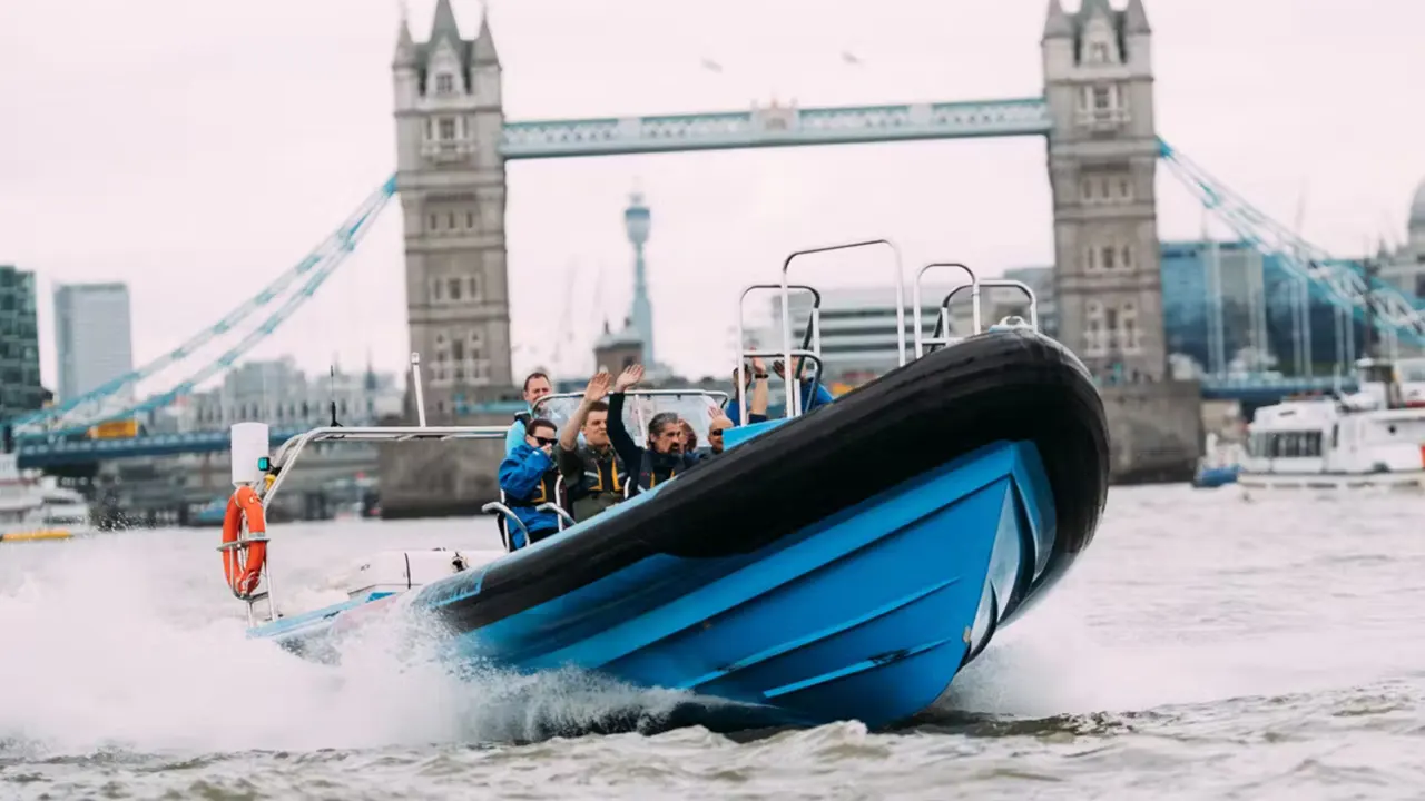 Thames Speed Boat