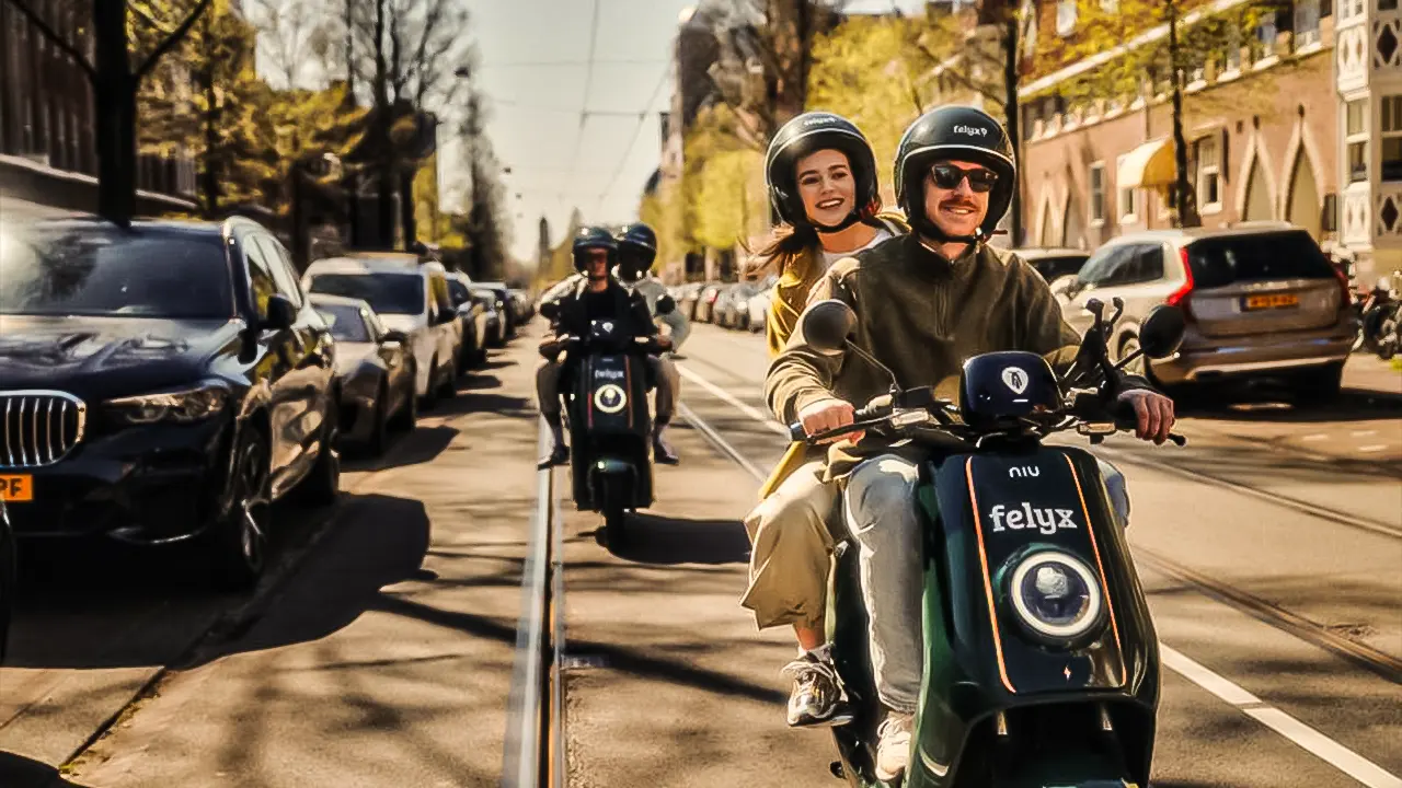 felyx e-moped Day Pass