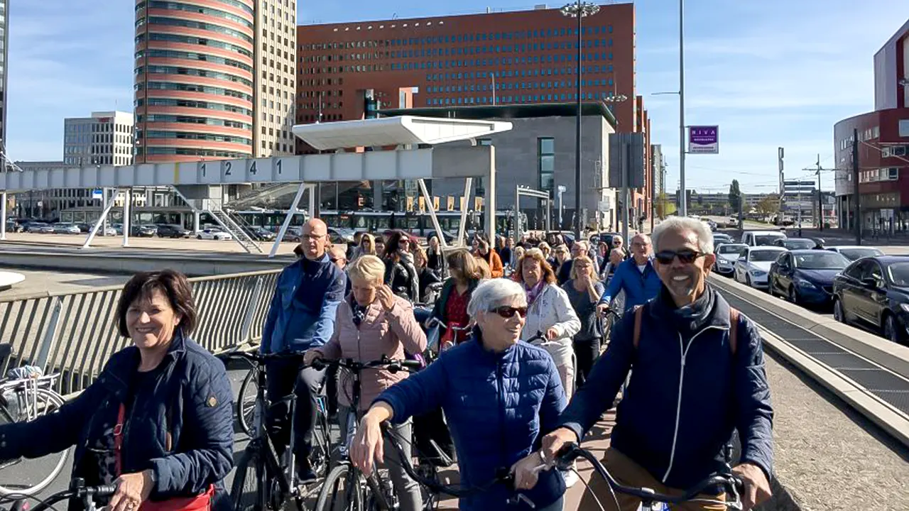 Bicycle tour of Rotterdam