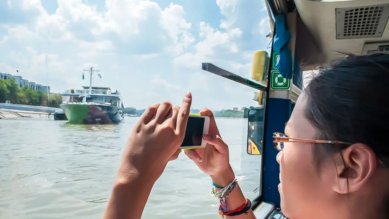 Floating Bus Tour by Land and Water