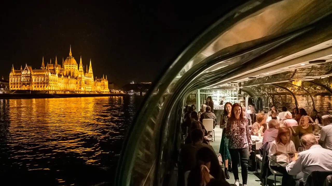 Candlelit Dinner River Cruise with Live Music