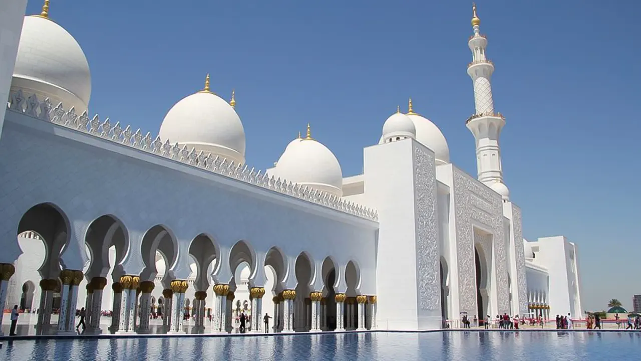 Abu Dhabi and Sheikh Zayed Mosque