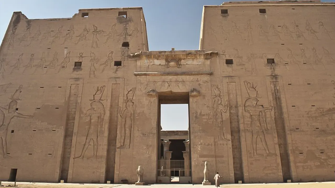 Trip to Edfu and Kom Ombo