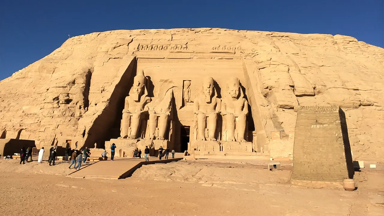 Excursion to the temple of Abu Simbel with lunch