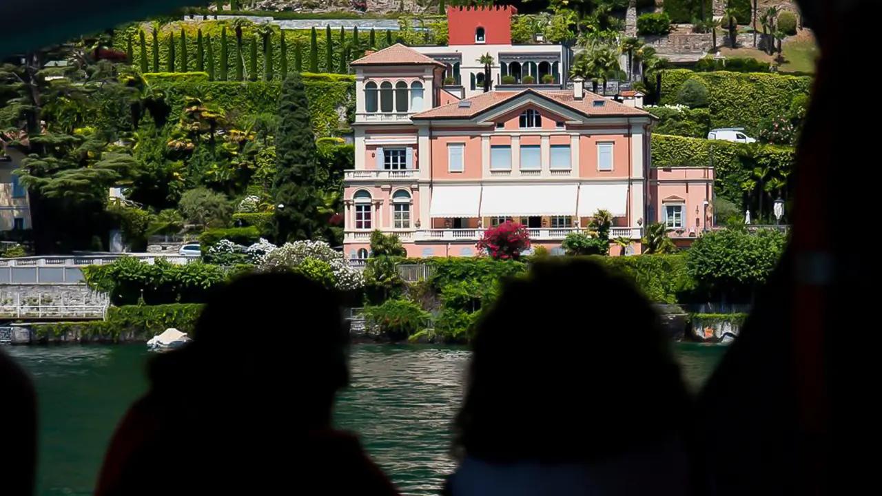 Cruise on Lake Como with visits