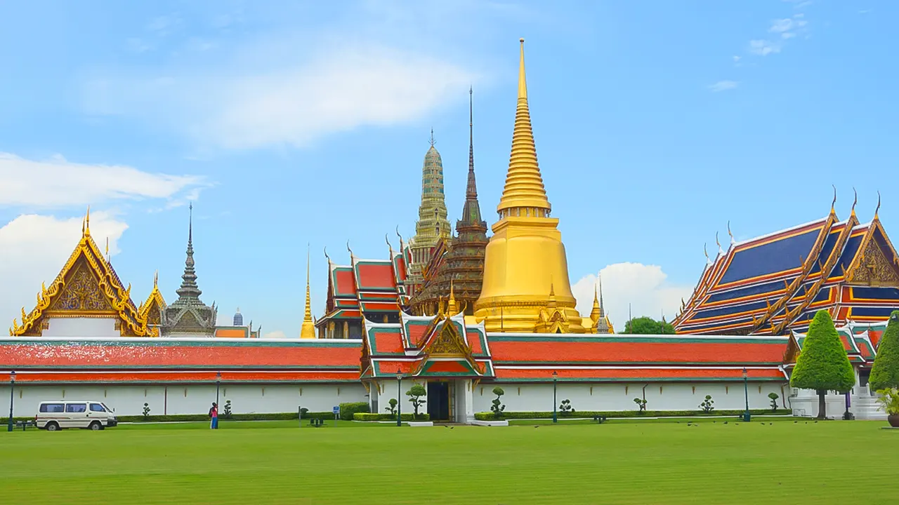 A Journey Through Iconic Bangkok Landmarks