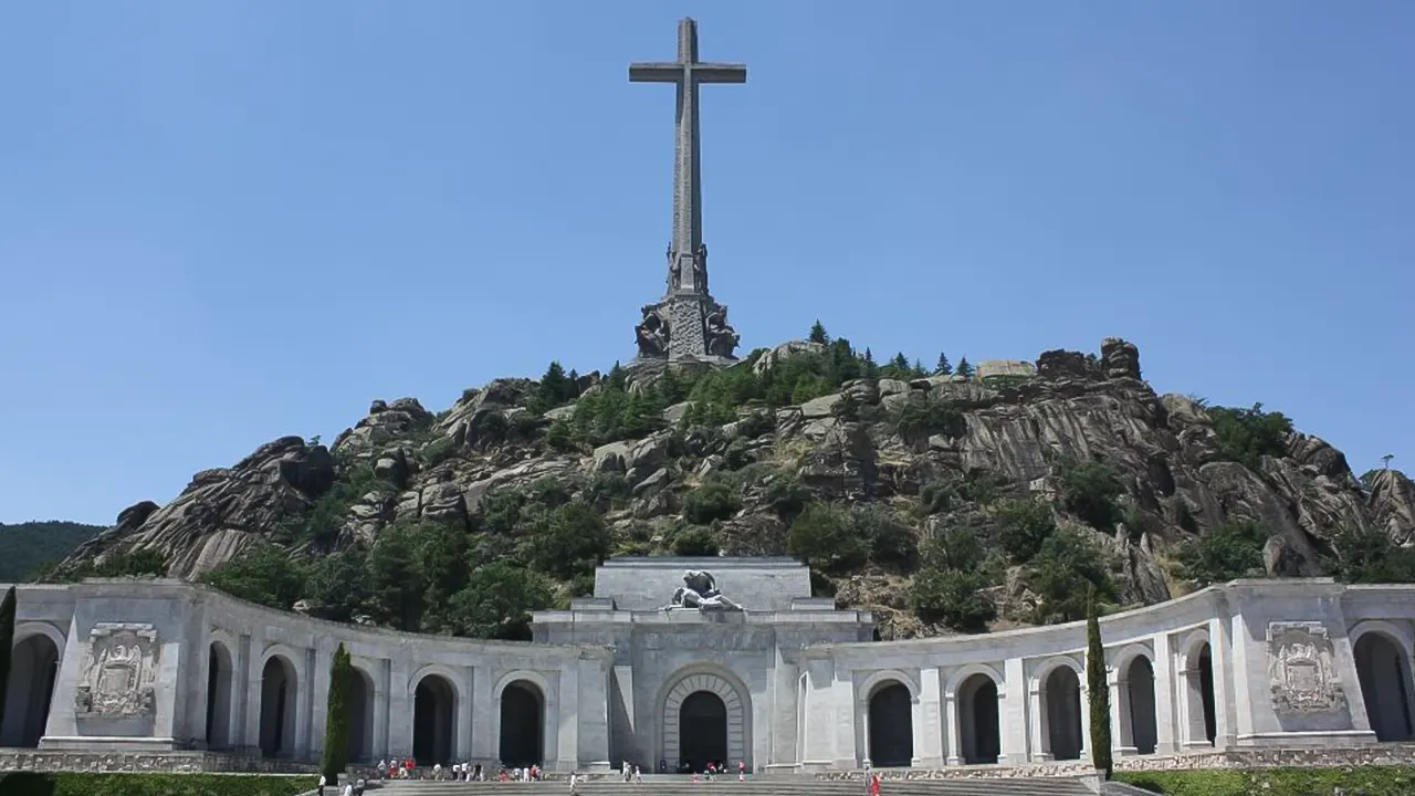 Escorial Monastery & Valley of the Fallen Tour