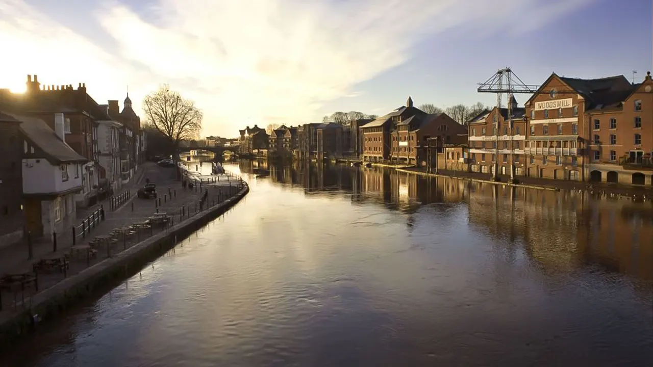 york Bishopthorpe Palace Christmas Cruise