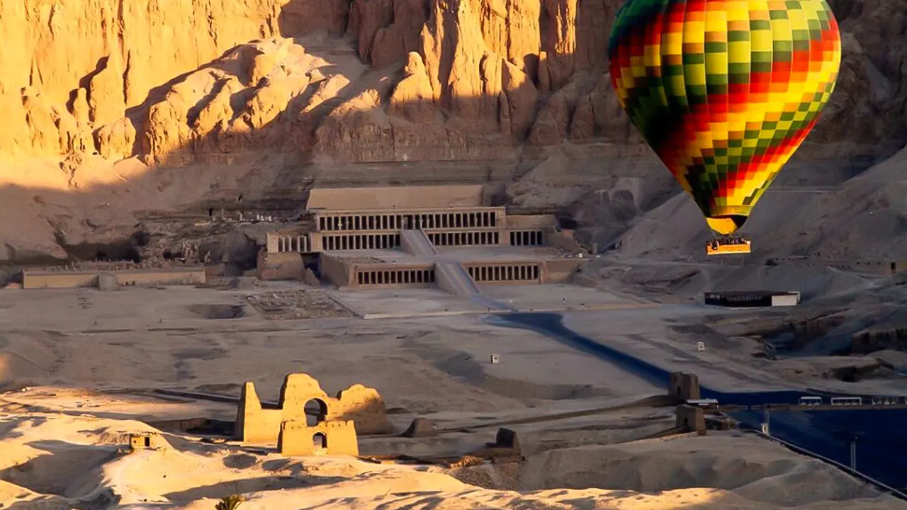 Air Balloon Ride over the Valley of the Kings