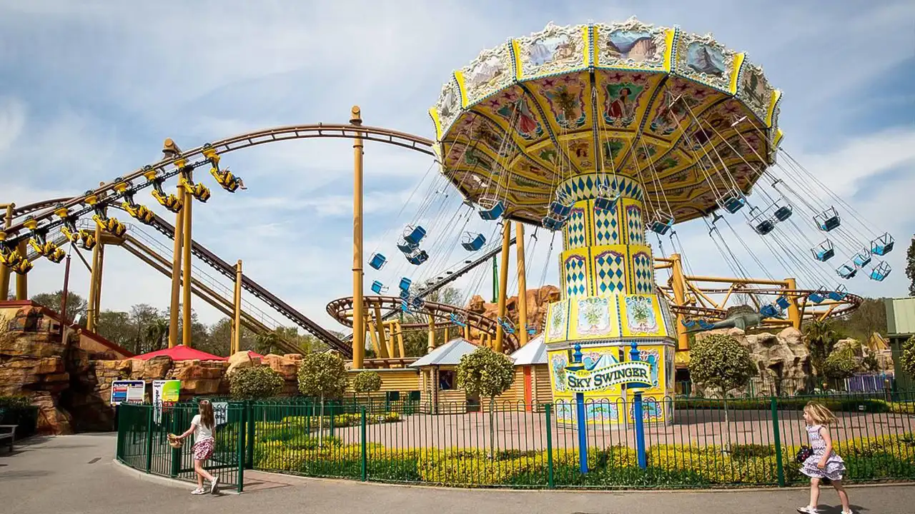 Memphis Tours | Paultons Park - London