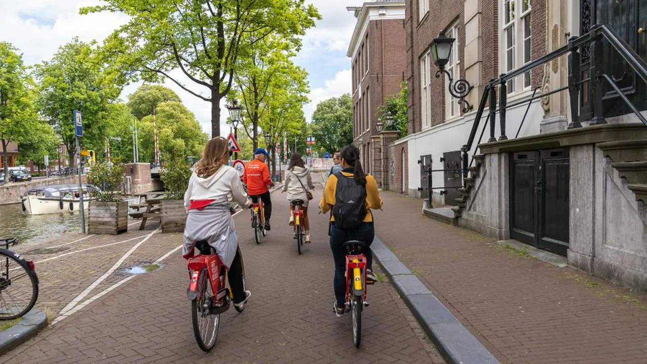 Bike Tour of Central Amsterdam