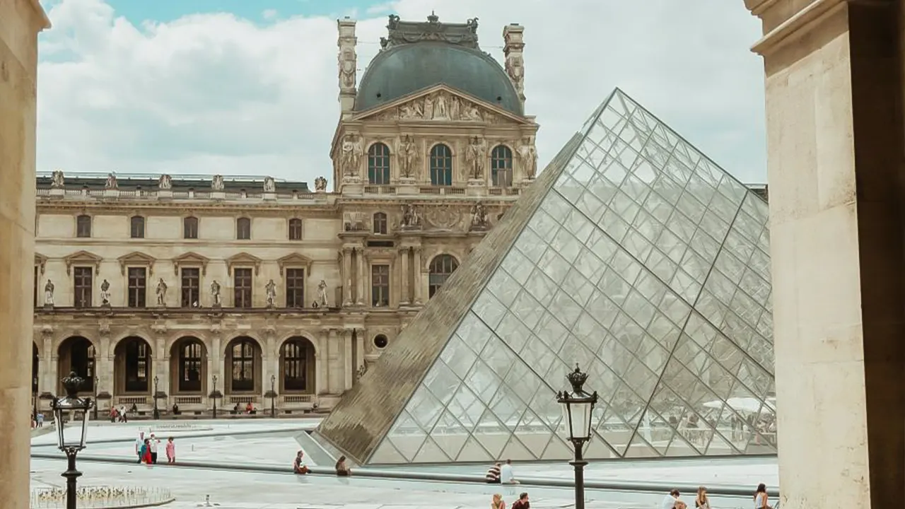 Louvre museum with a tour guide