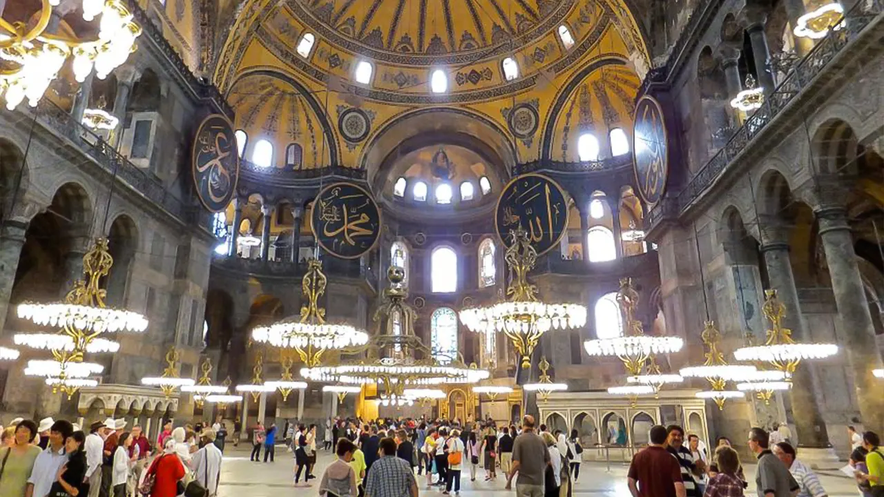 Blue Mosque & Hagia Sophia