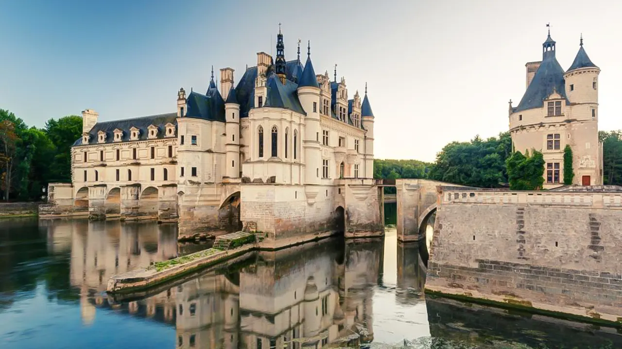 Loire Valley Chateaux Tour