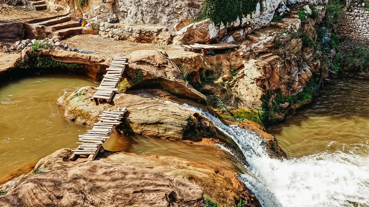 Boat trip at the uzud waterfalls