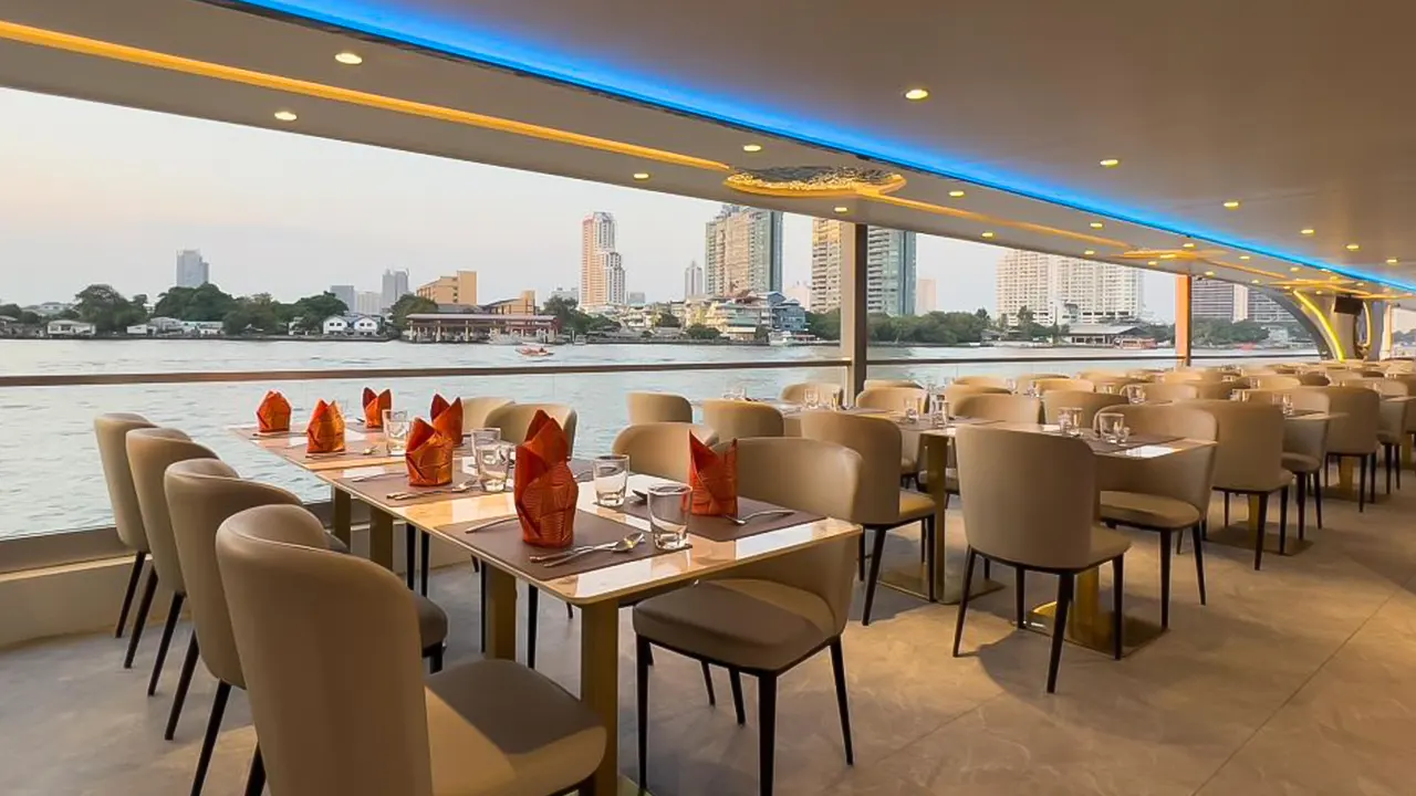 Royal Galaxy Chao Phraya River Dinner Cruise