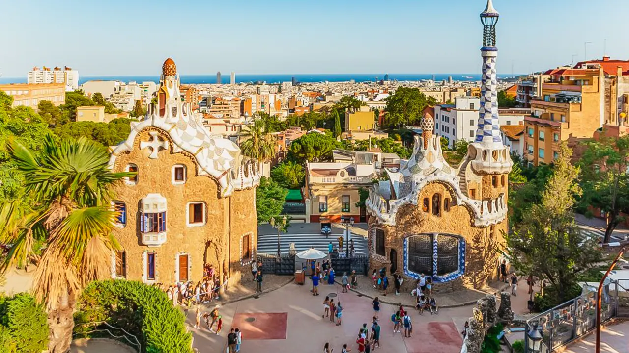 Park Güell Skip-the-Line Ticket and Guided Tour